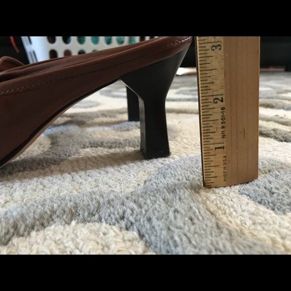 Shoes - Picture 3 of 4